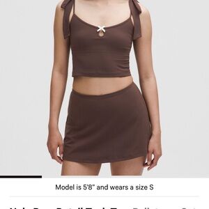 NWT Lululemon Nulu-bow detail mini skirt